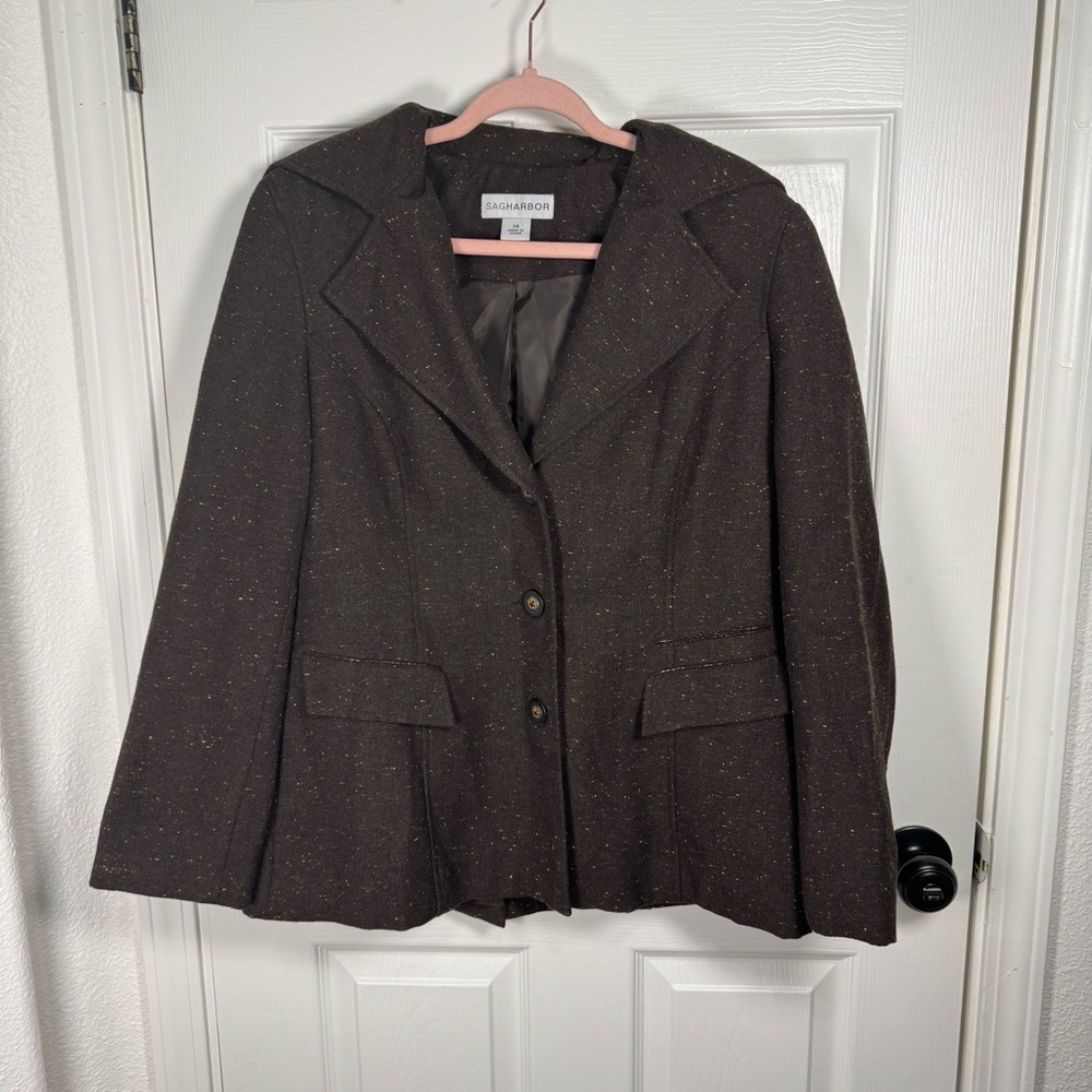 Sag Harbor Dark‎ Brown Blazer with Subtle Speckles